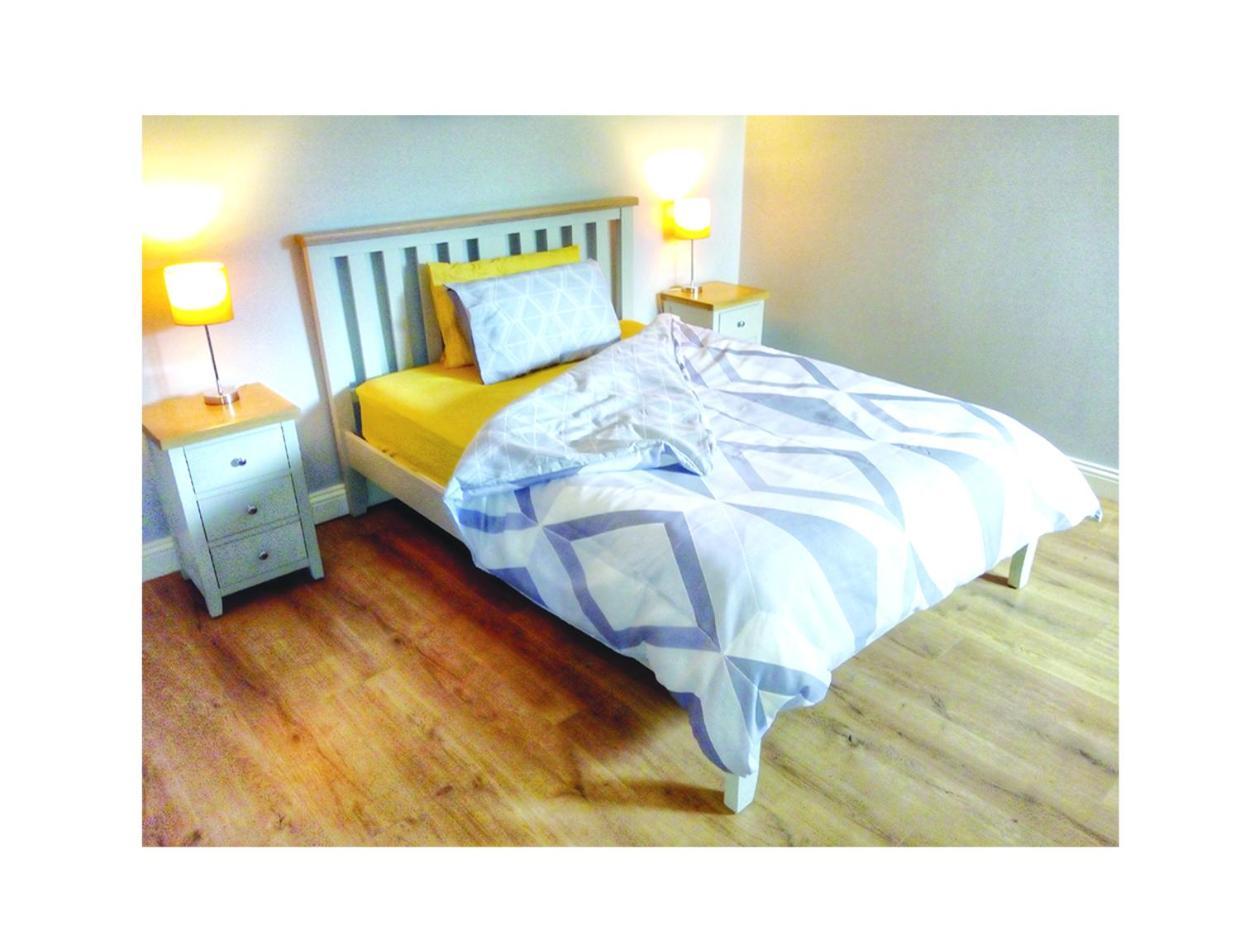Number 25 Self Catering Apartments Ederney Ardess エクステリア 写真
